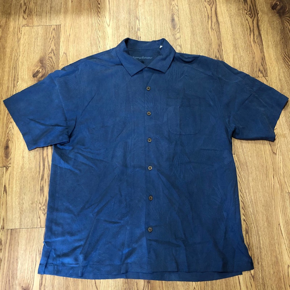 Tommy Bahama Men's Short Sleeved Blue Shirt XL